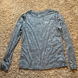 Gray Under Armour long sleeve
